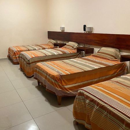 Tariri Hotel Pucallpa Exteriör bild